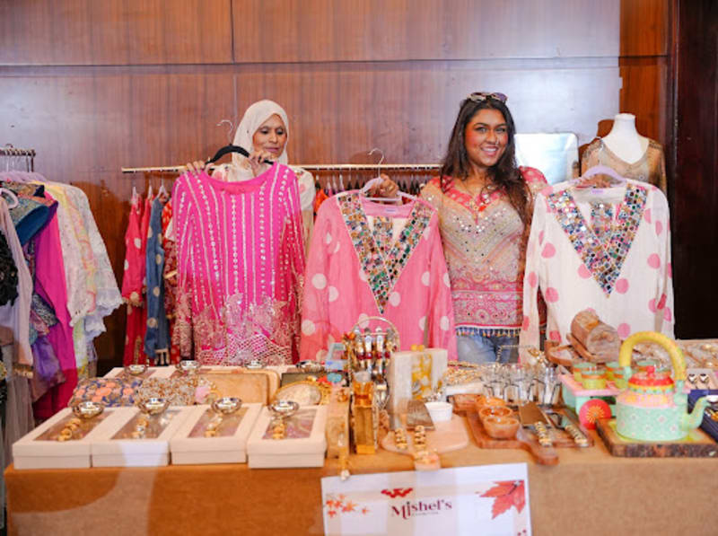 Exhibitor product display