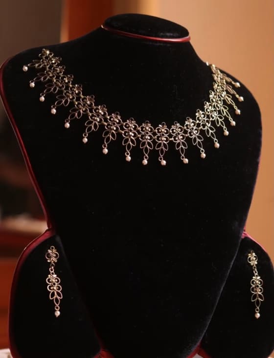 Noyon Tara Necklace product image