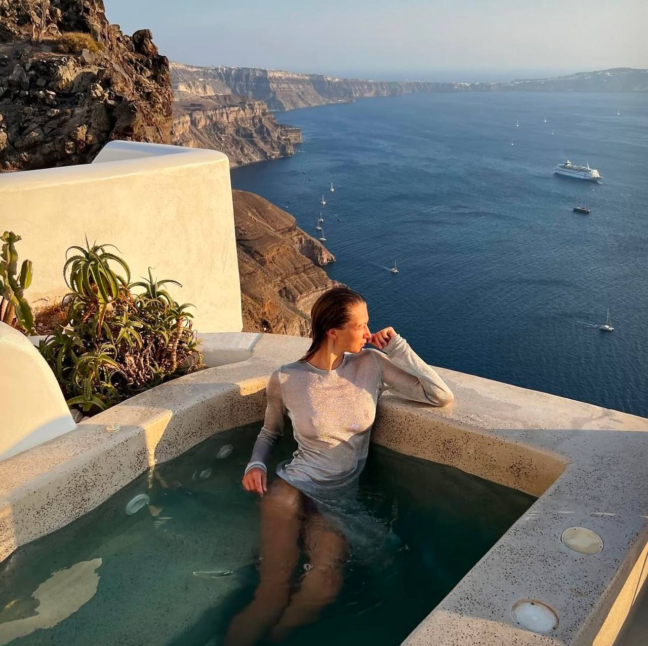 Luxury lifestyle content
