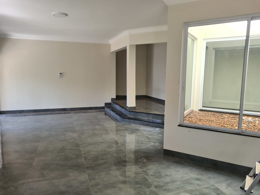Rua das Quaresmeiras,333 - Parque Residencial Village