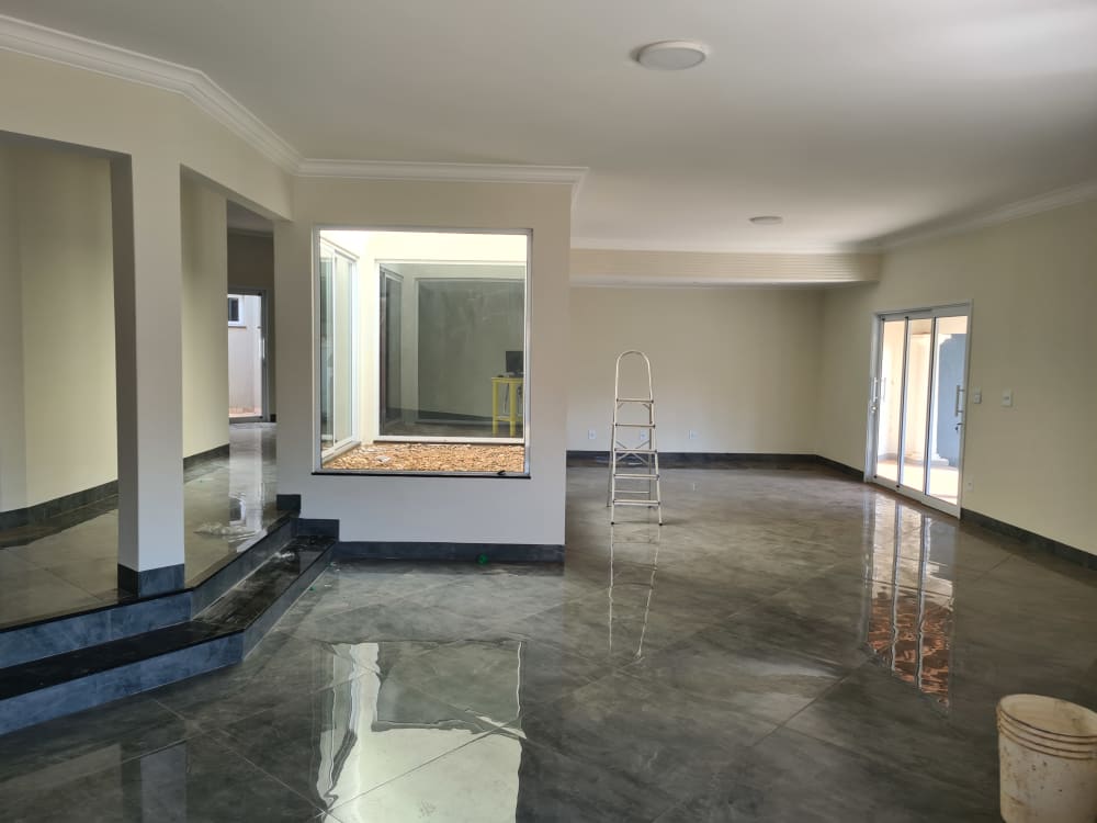 Rua das Quaresmeiras,333 - Parque Residencial Village