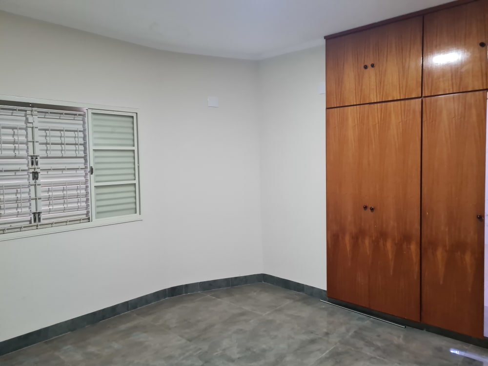 Rua das Quaresmeiras,333 - Parque Residencial Village