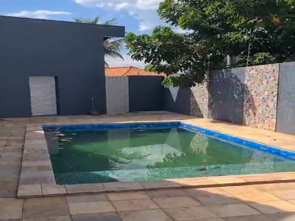 Rua das Quaresmeiras,333 - Parque Residencial Village