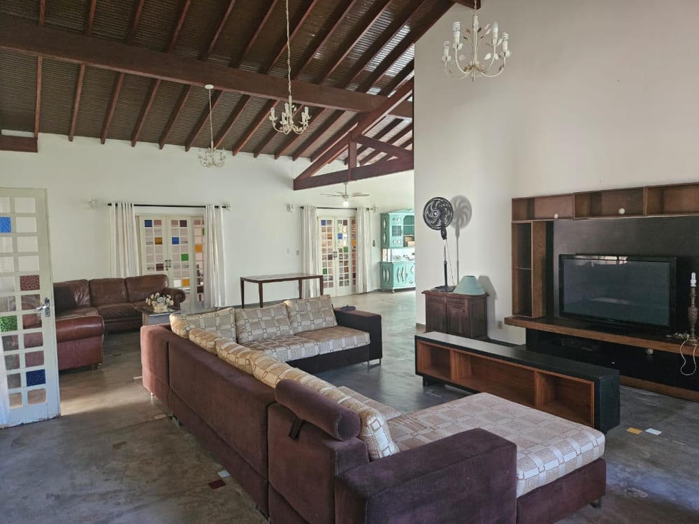 Avenida das Paineira,324 - Pousada das Garças