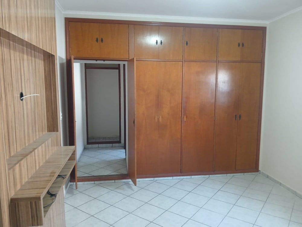 Rua Policarpo Ferreira Douradinho,87 - Jardim Ipiranga
