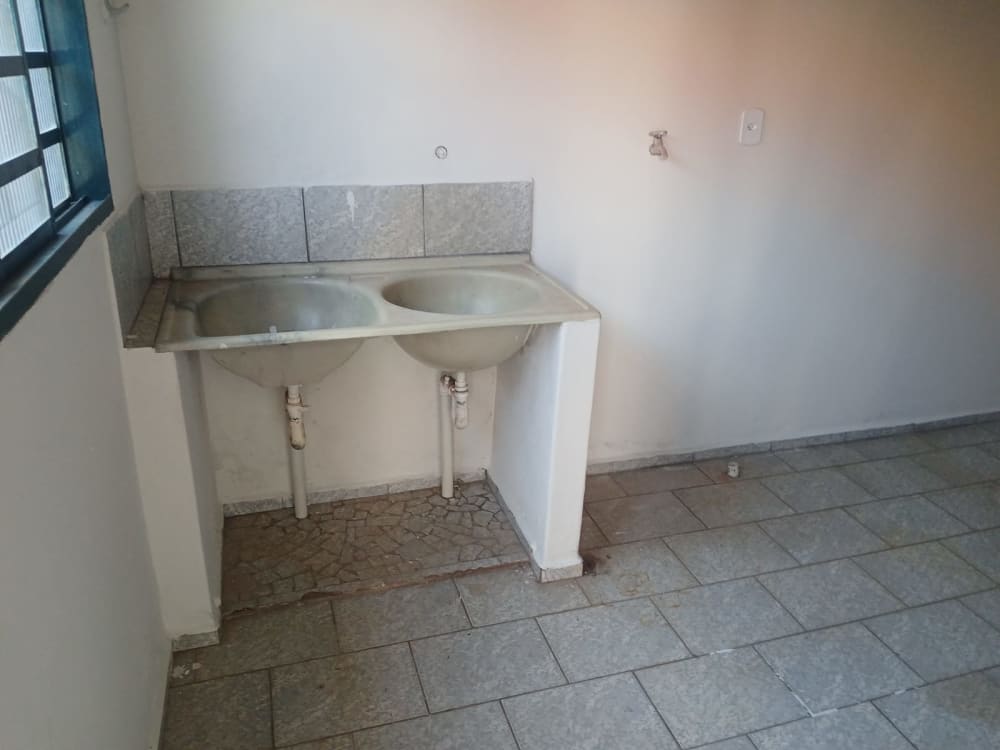 Rua Policarpo Ferreira Douradinho,87 - Jardim Ipiranga