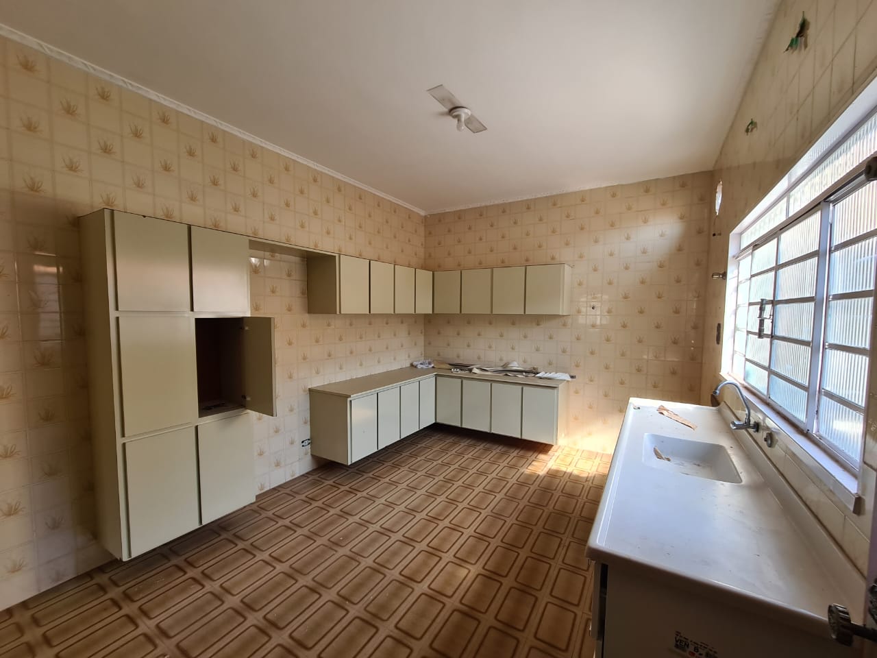 Rua Quinze de Novembro,1215 - Vila Santos