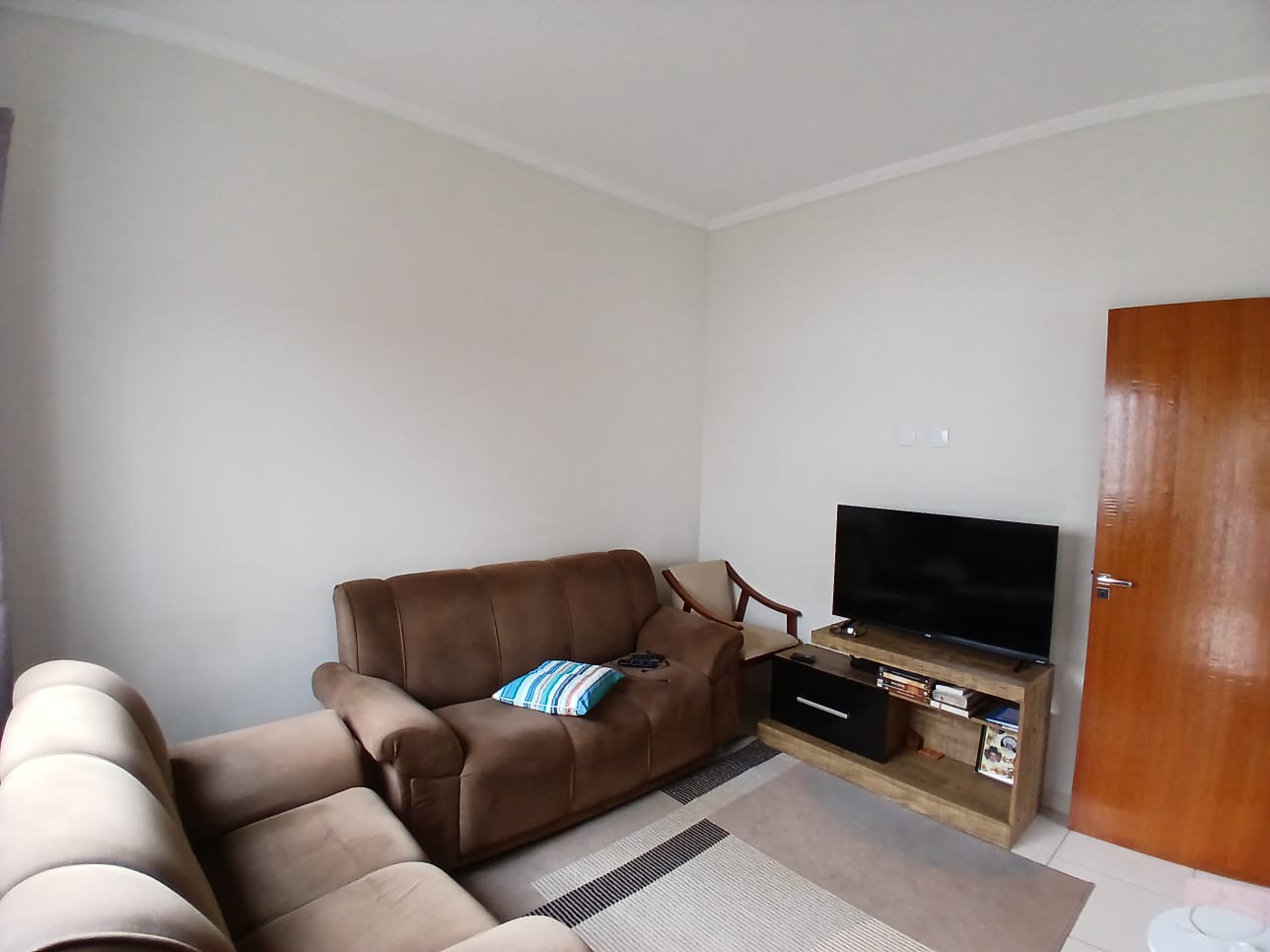 Rua Professor Elio Rubens Galvão Aires,829 - Residencial Jardim do Lago III