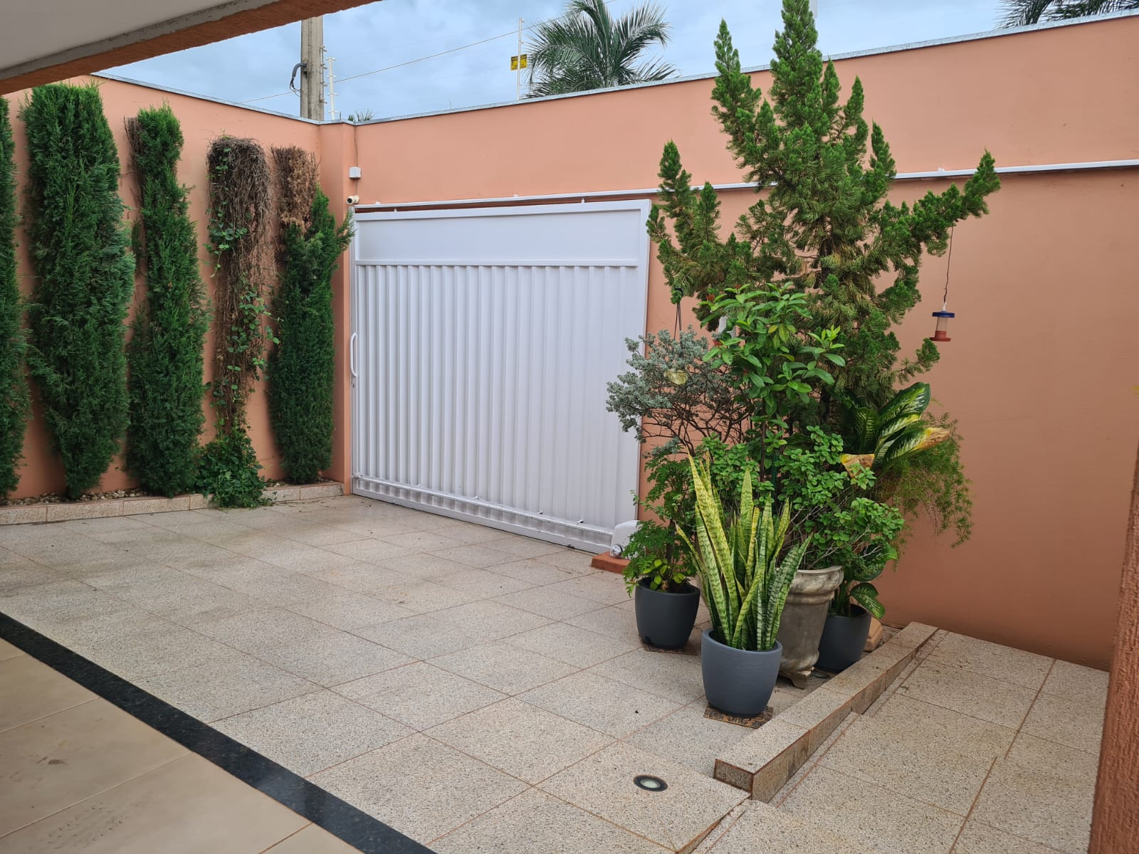 Avenida Salim Davi Hunsi,589 - Residencial Jardim do Lago II