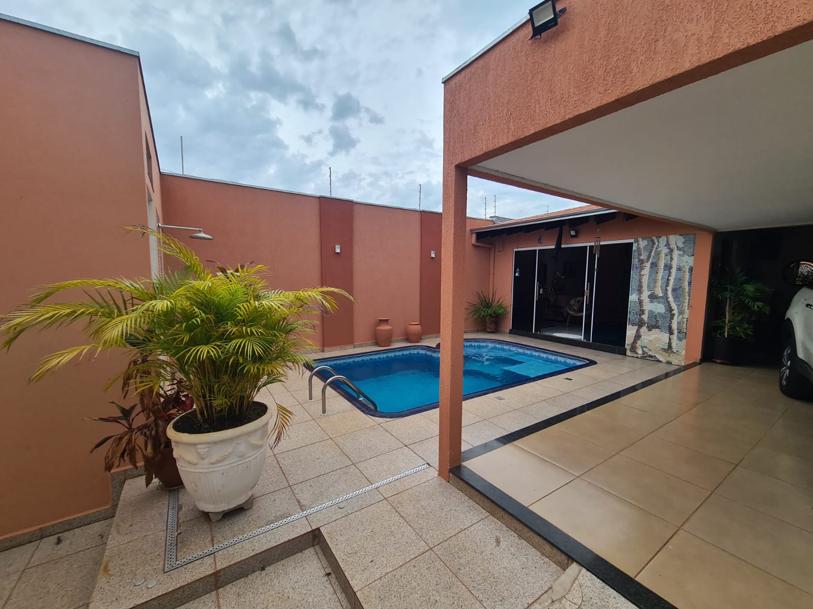Avenida Salim Davi Hunsi,589 - Residencial Jardim do Lago II