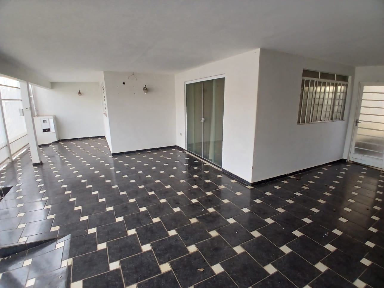 Avenida das Acácias,28 - Vila Martins