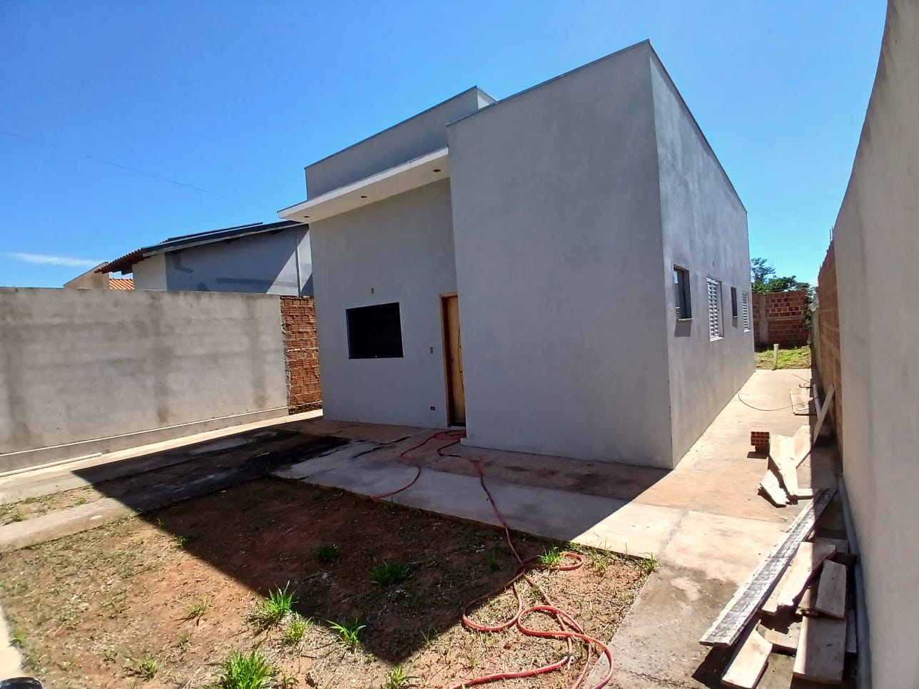 Rua Inocência Moura Chuffi,141 - Residencial Mais Solar 