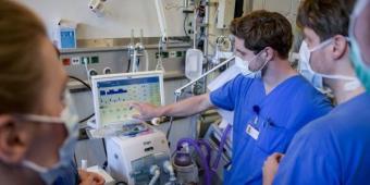 Visas for NHS staff extended by a year to help tackle coronavirus outbreak