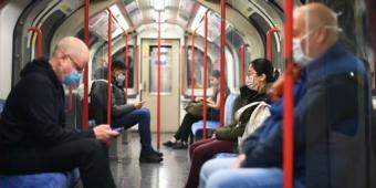 Coronavirus: Government ‘optimistic’ of Transport for London rescue deal after Sadiq Khan warns cash-starved services could collapse