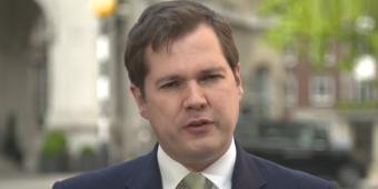Robert Jenrick defends ‘confusing’ new ‘stay alert’ coronavirus message ahead of PM’s speech