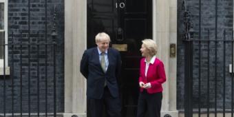 Boris Johnson and Ursula von der Leyen hold talks in bid to break Brexit deadlock