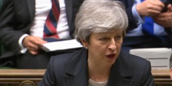 Coronavirus: Theresa May accuses ministers of 'closing off Britain' from rest of the world with quarantine plans