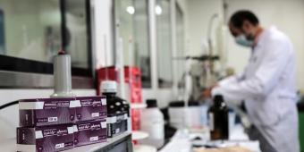 Ministers accused of ‘putting Brexit ideology ahead of lives’ after asking firms to stockpile drugs for no-deal