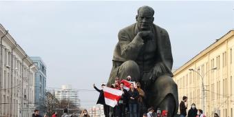 Boris Johnson Warns Belarus Will Face 'Consequences' Over Arrest Of Journalist Roman Protasevich