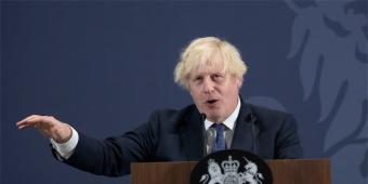 50 Tories Vow to Hold Boris Johnson's 'Feet To The Fire' On Levelling Up