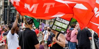 Senior Labour MPs Warn Joining Picket Lines Despite Ban Is A 'Tory Trap'