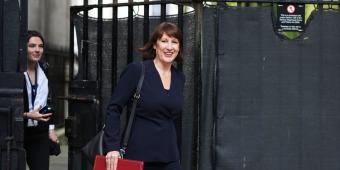 Rachel Reeves Doubles Down On Winter Fuel Cut Despite Threat Of Labour Rebellion