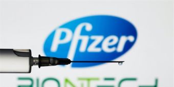 The Scientists Who Gave The Green Light To The Pfizer/BioNTech Vaccine Say 'No Corners Were Cut' On Safety