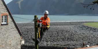 The public demands the best broadband. Here’s how Government can help.