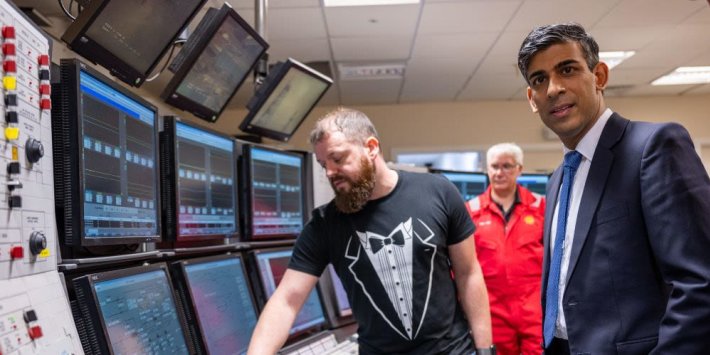 Rishi Sunak's Net Zero 'Vibe Shift' Could Backfire At The Ballot Box