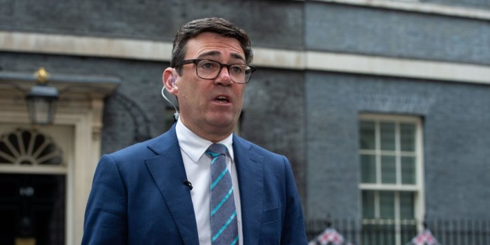 Andy Burnham Leads Calls For Government To Tackle Dementia In Football