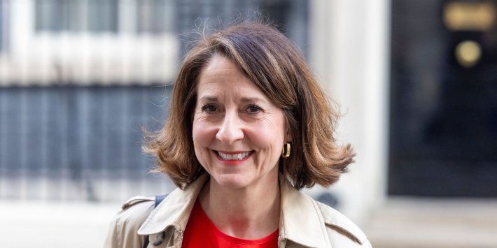 Cabinet Ministers Use 'Flattery And Begging' In Bid To Dissuade Labour Welfare Rebels