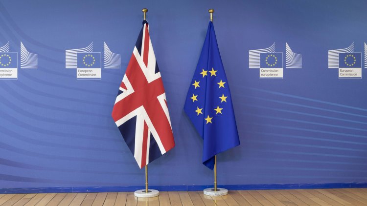 Downing Street rules out extension to Brexit transition period - even if Brussels asks for it