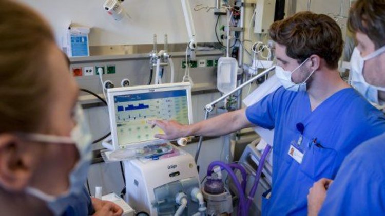 Coronavirus: UK made ‘political decision’ not to join EU ventilator procurement scheme, says Foreign Office boss