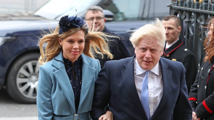 Boris Johnson 'focusing on his recovery' at Chequers and not work, say Number 10