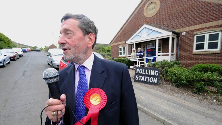 Labour grandee Lord Blunkett says teachers’ unions ‘working against the interests of children’  in row over June reopening plan