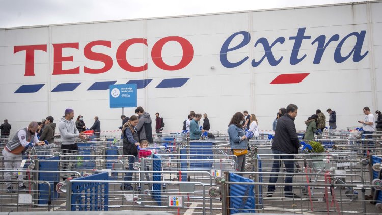 Downing Street to keep plans to relax Sunday trading rules ‘under review’ amid revolt by Tory MPs