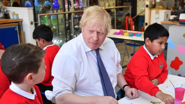 The Prime Minister should apologise for misleading child poverty statistics and take urgent action to support worried families