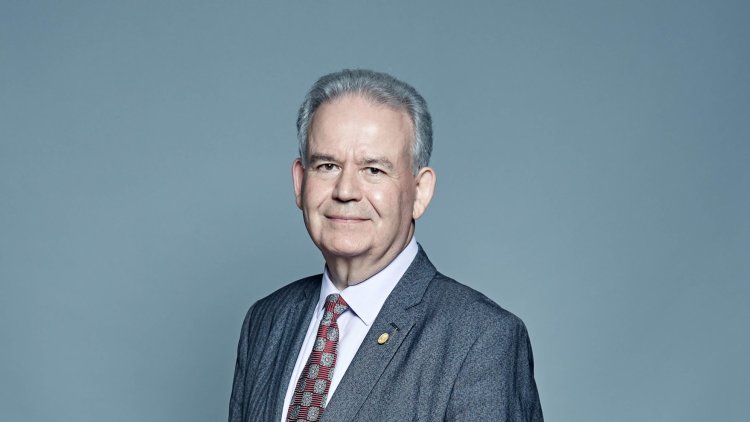 Julian Lewis defends security watchdog coup and slams Boris Johnson for ‘improper request’ to install Chris Grayling instead