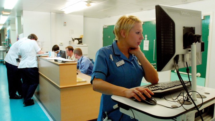 Technology is key to relieving poor mental health among NHS workforce