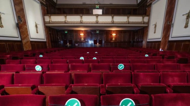 Thousands in the creative industry at risk of redundancy, unless the government introduces sector-specific support
