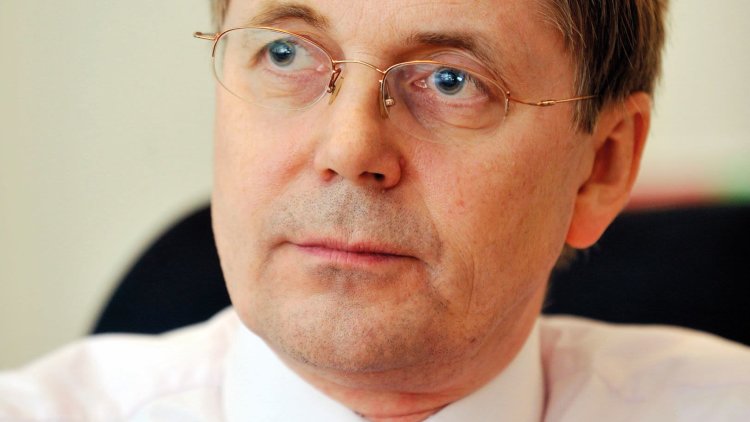 What Does Jeremy Think? Suzanne Heywood’s moving study of her late husband