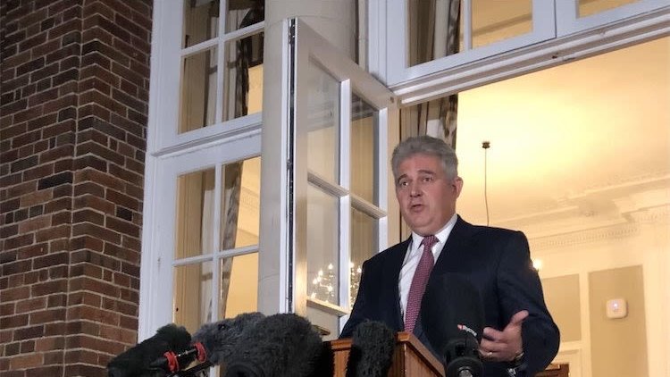 DUP And Sinn Fein Strike Agreement On Irish Language To Prevent Stormont Collapse