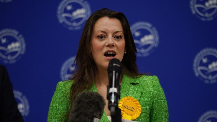 Lib Dems Win Chesham and Amersham Seat From The Tories In Historic By-Election Victory