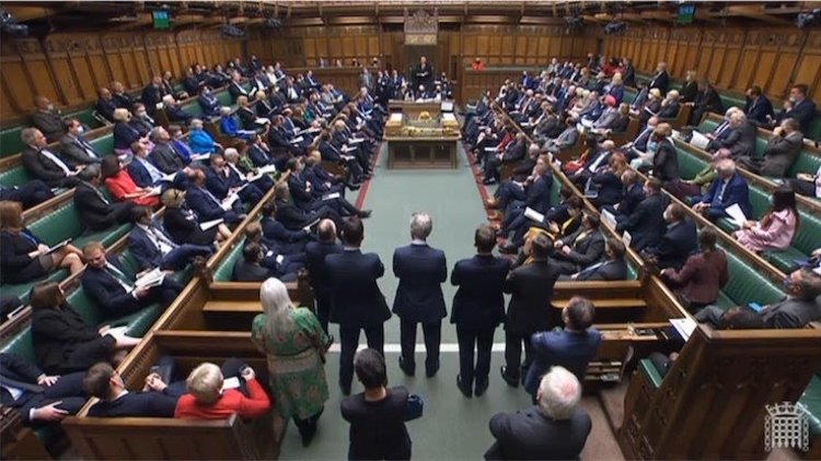 Boris Johnson Gets “Muted” Reception At 1922 Committee But Swerves Rebellion Over Second Jobs Proposals