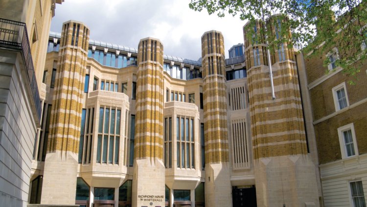 We could not abandon Parliament for decades - restoration and renewal must proceed at a sensible pace