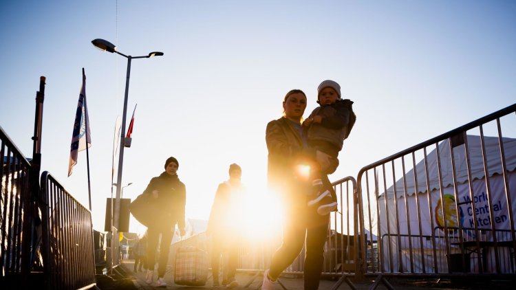 Home Office Tells MPs To Stop 'Chasing' Urgent Ukrainian Refugee Visa Case Updates