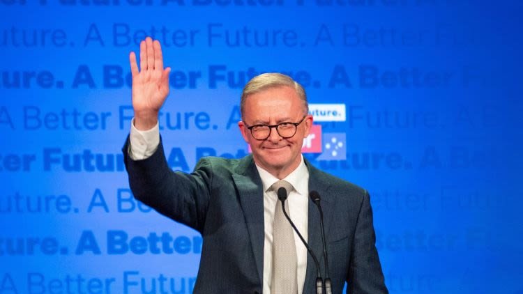 Labour Has Been Briefed On Winning Elections From Australia's Centre-Left Leadership