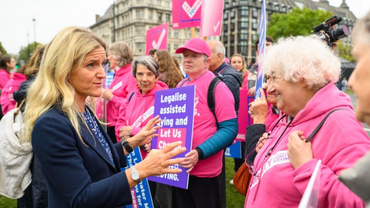 Staff Of Pro-Assisted Dying MPs Canvass Opinion In Parliament Ahead Of Vote