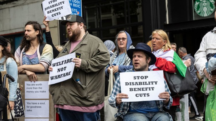 Voters In Labour-Reform Battlegrounds More Likely To Rely On Disability Benefits
