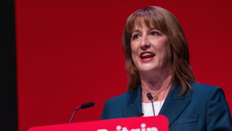 Rachel Reeves Says There Is 'Nothing Labour' About 'Abandoning Economic Responsibility'